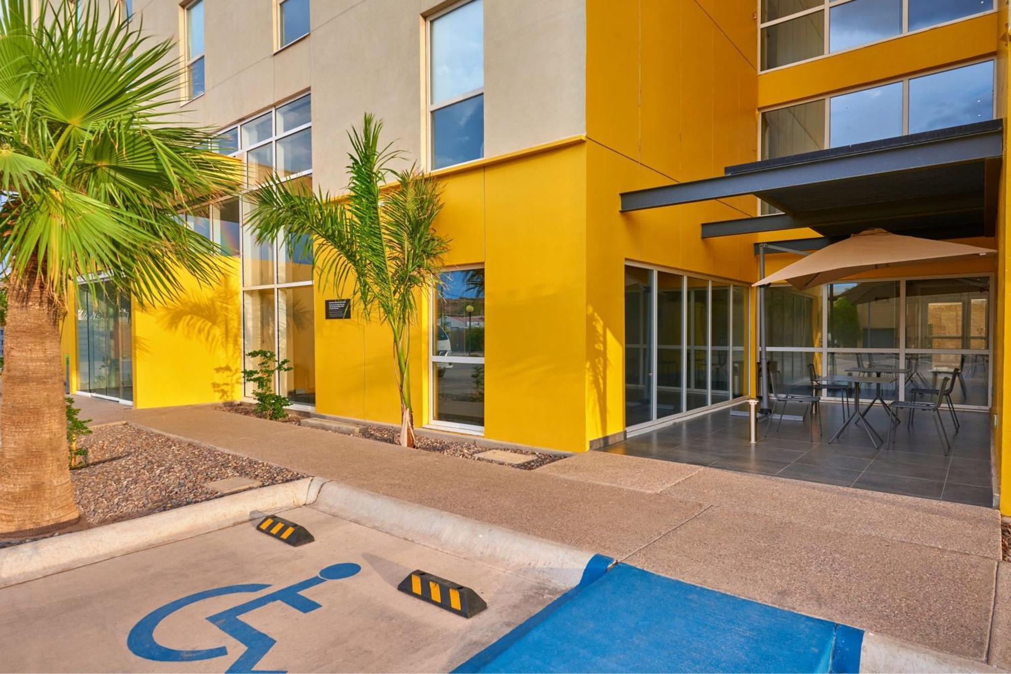 City Express By Marriott Caborca Heroica Caborca Exterior photo